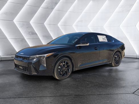 New 2025 Kia K4 GT-Line Turbo image 1