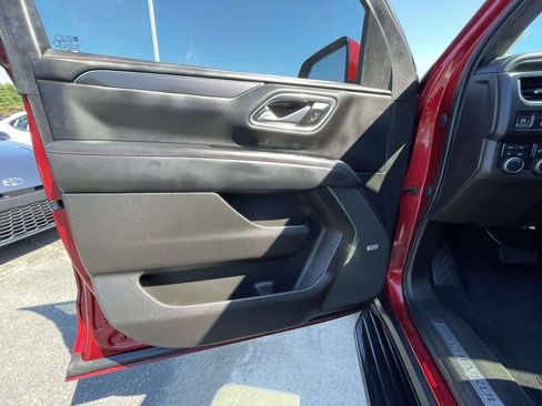Used 2021 Chevrolet Tahoe RST w/ Luxury Package AWD/4WD image 24