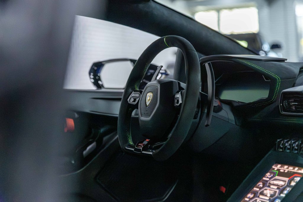 Used 2022 Lamborghini Huracan STO RWD image 60