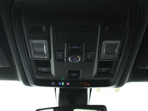 Used 2022 Chevrolet Tahoe LT w/ LT Signature Plus Package image 20