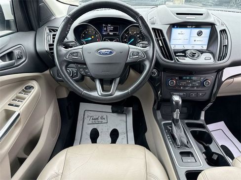 Used 2017 Ford Escape Titanium image 14