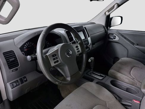 Used 2016 Nissan Frontier SV RWD image 9