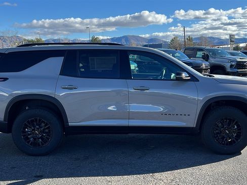 New 2026 Chevrolet Traverse Z71 w/ Driver Confidence Package image 4