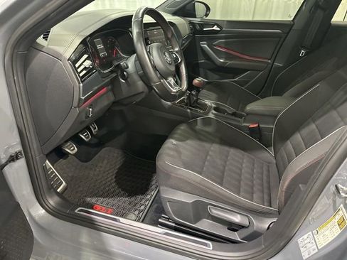Used 2021 Volkswagen Jetta GLI image 11