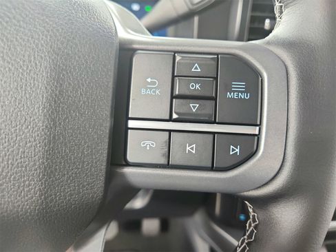 New 2026 Ford F250 Lariat w/ Chrome Package image 24