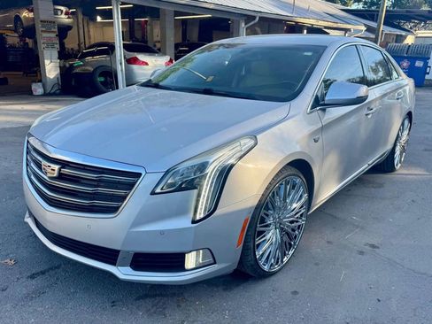Used 2018 Cadillac XTS Luxury image 10