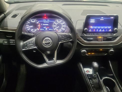 Used 2023 Nissan Altima 2.5 SV image 22