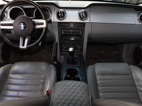 Used 2006 Ford Mustang GT Premium RWD image 24