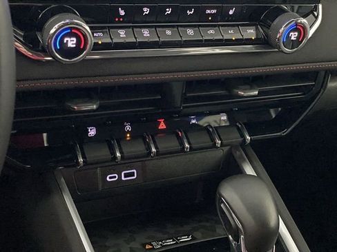 Certified 2023 Chevrolet Colorado Z71 w/ Z71 Convenience Package 2 image 23