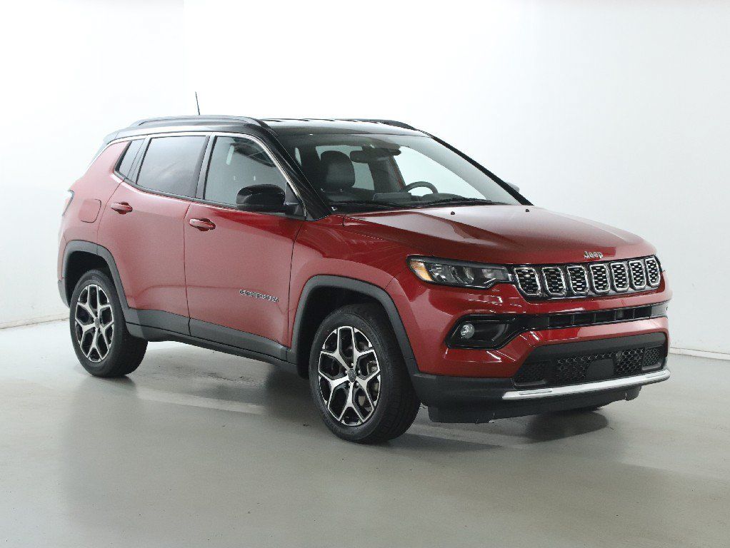 Used 2025 Jeep Compass Limited AWD/4WD image 9