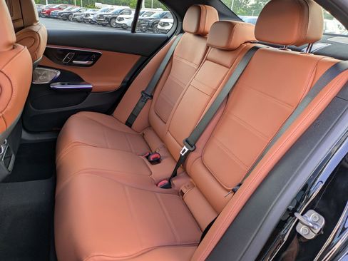New 2025 Mercedes-Benz C 300 4MATIC Sedan image 31