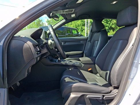 Used 2023 Honda Civic Sport image 13