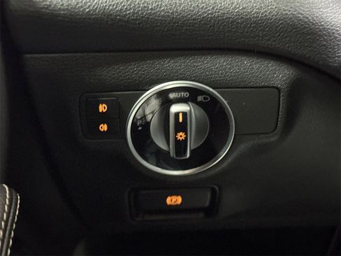 Used 2018 Mercedes-Benz GLA 250 4MATIC image 18