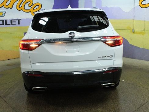 Used 2019 Buick Enclave Essence image 7
