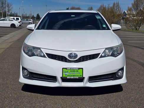 Used 2014 Toyota Camry SE image 8