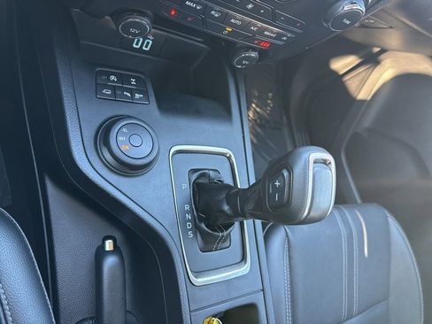 Used 2020 Ford Ranger Lariat w/ Technology Package image 16