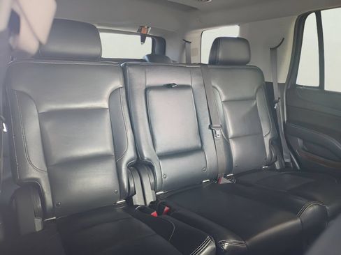 Used 2019 GMC Yukon SLE w/ SLE Value Package RWD image 28