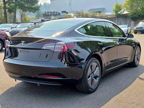 Used 2019 Tesla Model 3 RWD image 8