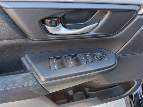Used 2019 Honda CR-V LX image 11