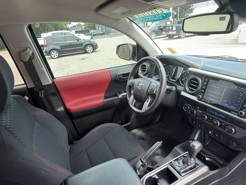 Used 2023 Toyota Tacoma SR5 w/ Technology Package AWD/4WD image 27