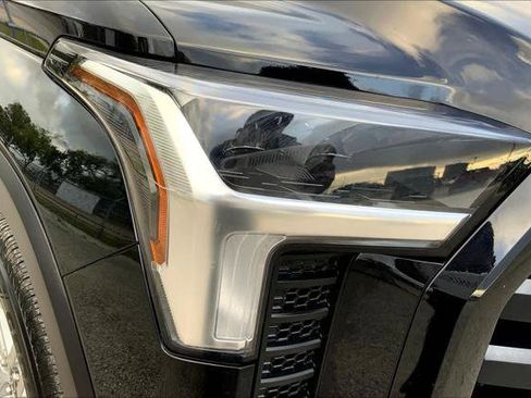 Certified 2025 Toyota Tundra SR5 w/ SR5 Convenience Package AWD/4WD image 27