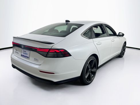 Used 2024 Honda Accord Sport image 5