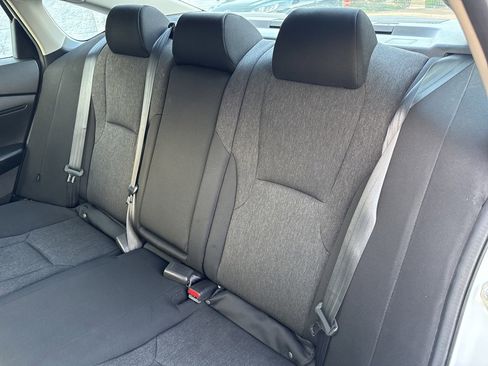 Used 2024 Honda Accord EX image 40