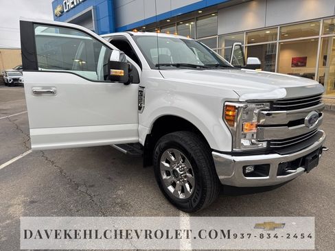 Used 2019 Ford F250 Lariat w/ Chrome Package image 37