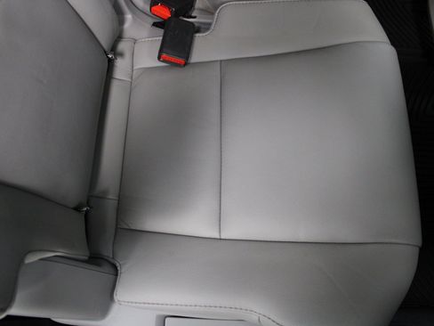 Used 2018 Honda Pilot EX-L image 27