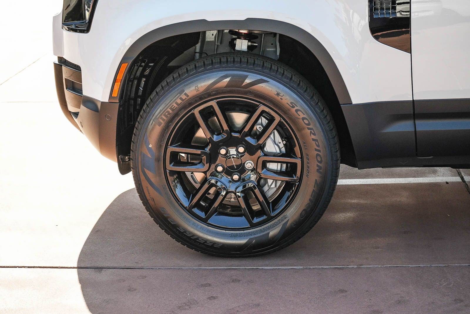 New 2026 Land Rover Defender 110 S AWD/4WD image 10