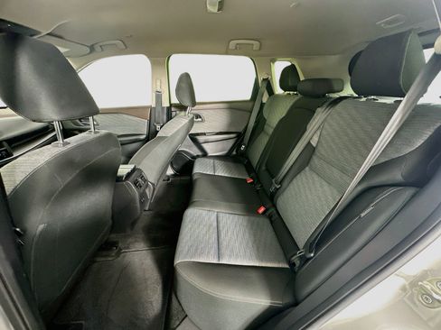 Used 2023 Nissan Rogue SV FWD image 27