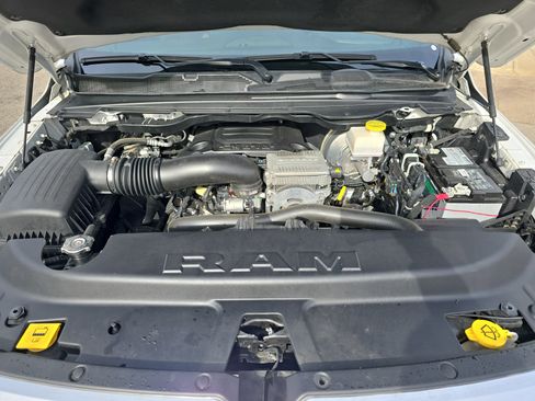 Used 2024 RAM 1500 Laramie image 32