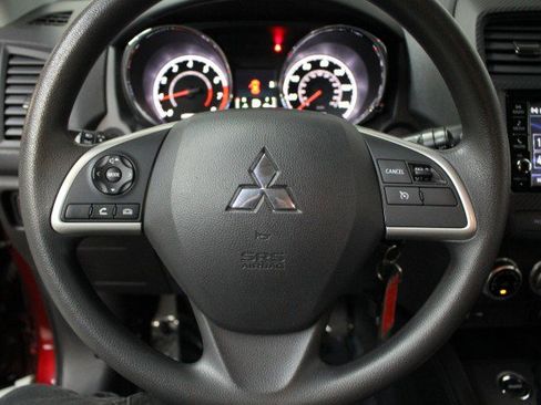 Used 2023 Mitsubishi Outlander Sport ES image 10