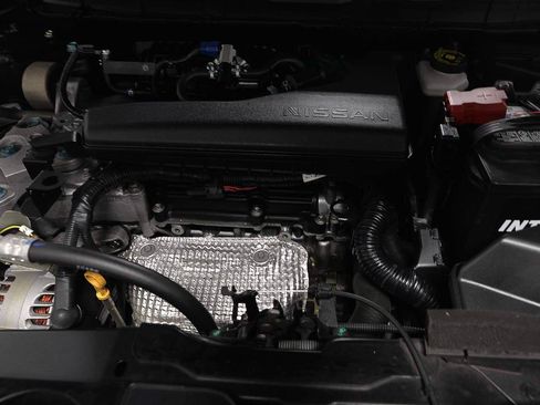Used 2020 Nissan Rogue SV FWD image 15