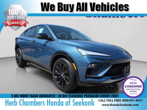 Used 2024 Buick Envista Sport Touring w/ Convenience I Package FWD image 1