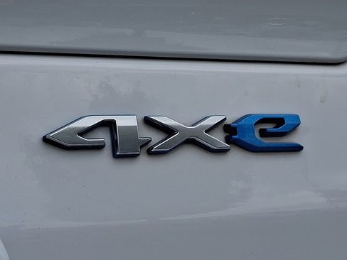 Certified 2024 Jeep Grand Cherokee Limited 4xe AWD/4WD image 37
