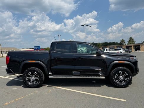 Used 2023 GMC Canyon AT4 AWD/4WD image 2