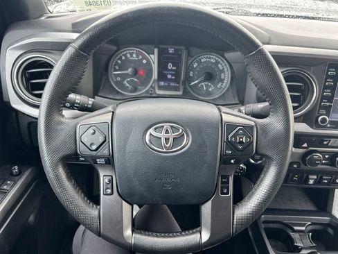 Used 2020 Toyota Tacoma TRD Off-Road image 15