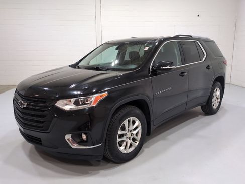 Used 2018 Chevrolet Traverse LT FWD image 7