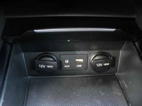 Used 2018 Hyundai Elantra Value Edition image 22