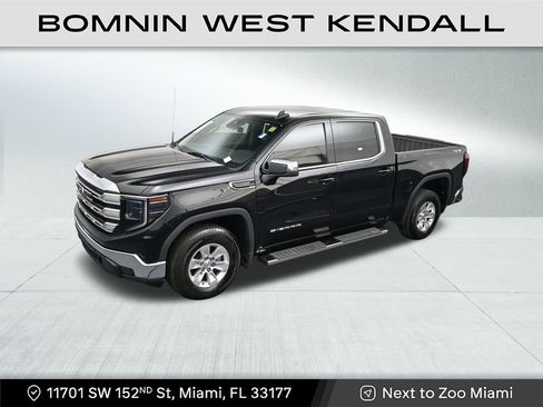 Used 2023 GMC Sierra 1500 SLE image 13