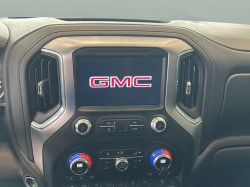 Used 2021 GMC Sierra 1500 SLT w/ SLT Premium Plus Package AWD/4WD image 13