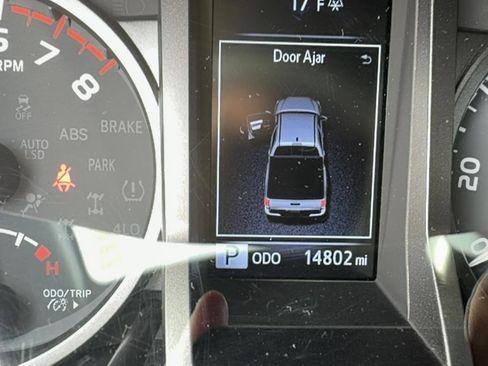 Used 2022 Toyota Tacoma image 14