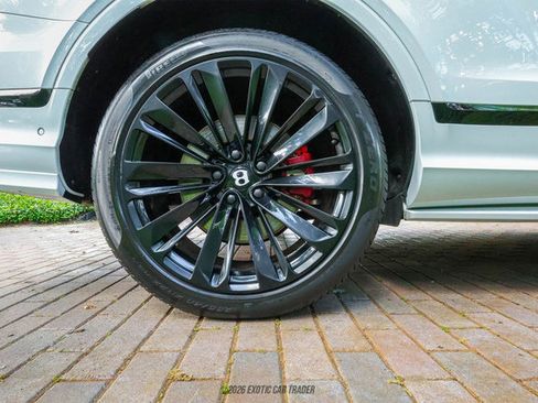 Used 2023 Bentley Bentayga Speed AWD/4WD image 68