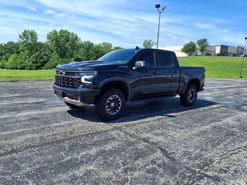 Used 2025 Chevrolet Silverado 1500 ZR2 w/ Technology Package AWD/4WD image 16