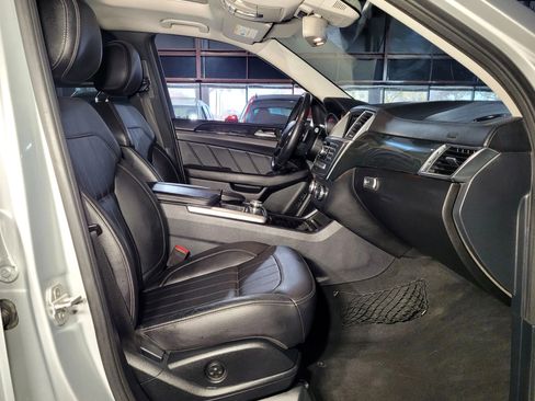 Used 2016 Mercedes-Benz GL 450 GL 450 4MATIC Sport Utility 4D image 22