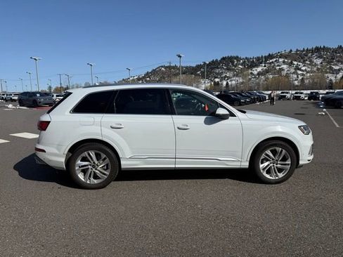 Used 2023 Audi Q7 3.0T Premium Plus w/ Convenience Package AWD/4WD image 4