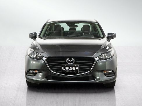 Used 2017 MAZDA MAZDA3 Touring FWD image 8