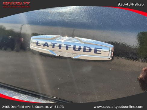 Used 2024 Jeep Compass Latitude AWD/4WD image 13