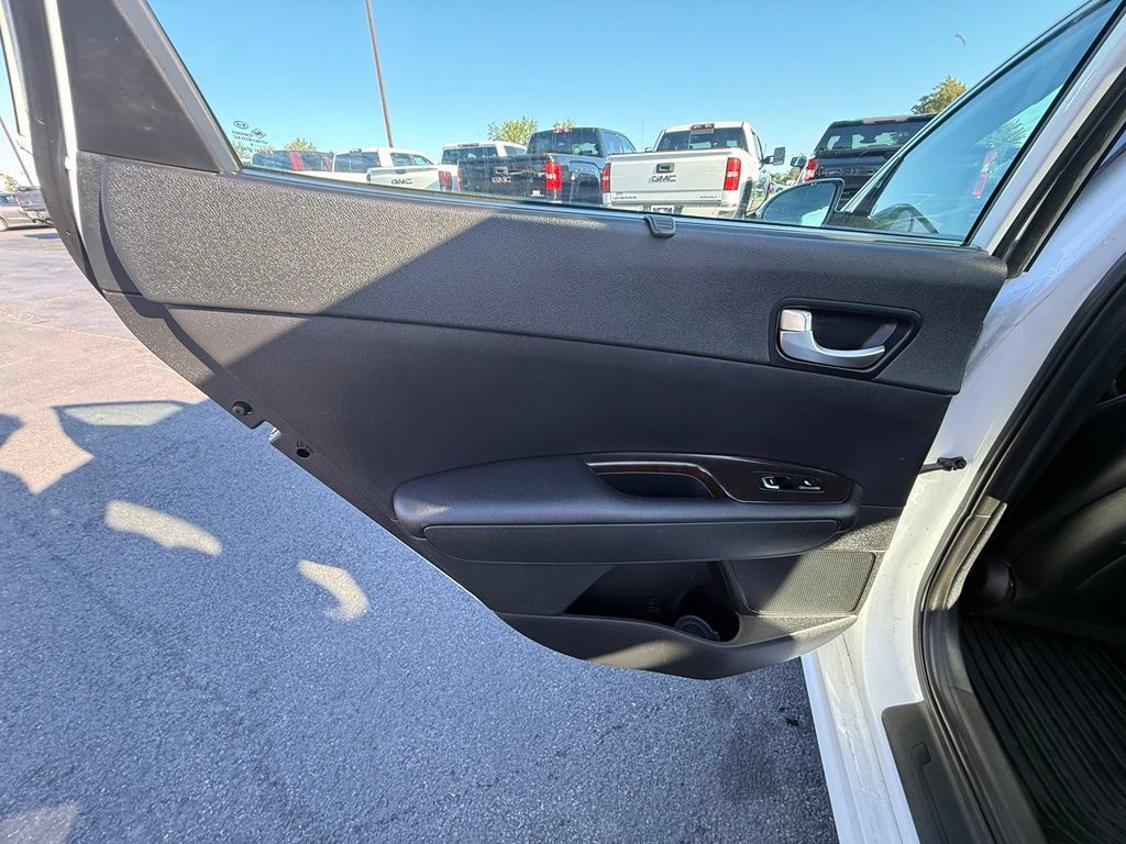 Used 2016 Kia Optima EX w/ Premium Package FWD image 14
